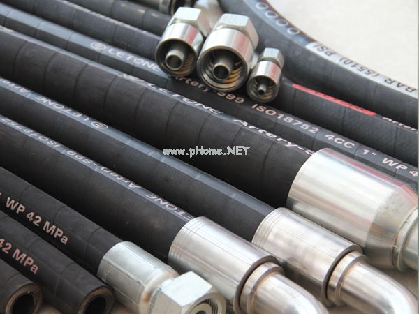 蒸汽橡胶软管的结构特征及主要用途